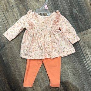 Starting Out Apple outfit